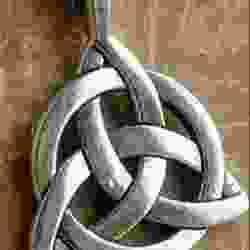 Triquetta/celtic knot in circle jewelry necklace