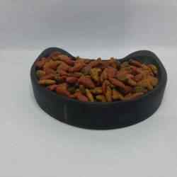 Cat feeder / cat feeder