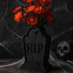 Grave Vase – 3D Printed Tombstone Halloween Decor