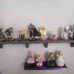 Amiibo Display Shelf
