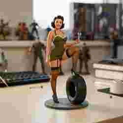 Pin-Up mechanics - Action figure