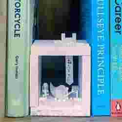 The Hunger Games Cornucopia Book Nook and Bookmark - #CULTSXBOOK