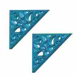 GOTHIC SQUARE BRACKETS FOR ELEGANT SHELVINGS