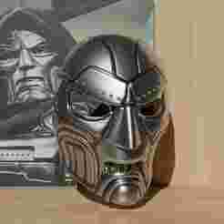 Doctor Doom Mask - Mascara Doctor Doom