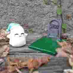 Phantoms on Display - Cute Ghost - SNOO - Perfect for Halloween and Parties