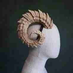 Pyrus | Spiked Curled Horns with Multiple Sizes