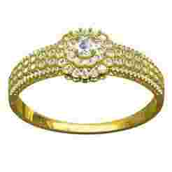 Round Diamond Cluster Halo Bracelet