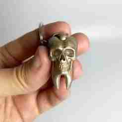 Skull-Tooth Keychain - Accessory and unique for halloween, terrifying
