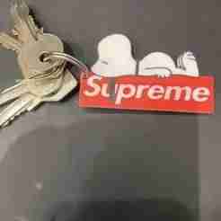Snoopy x Supreme keychain