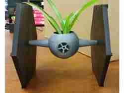 Yıldız Savaşları Tie Fighter Saksısı