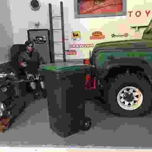Waste bin 1/10