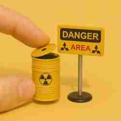Miniature Radiation Warning Signs 1/12 scale for Road Infrastructure, diorama