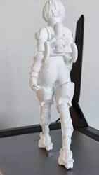 Armored 2B figure in walking pose