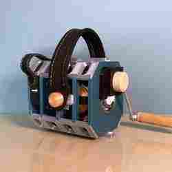 Electric crank generator