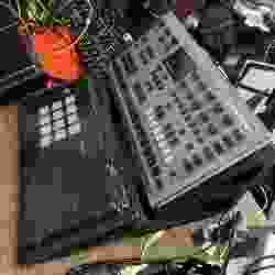Elektron Dual Stand for Analog Four / Rytm (15° / 35°)