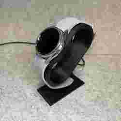 Stand for Samsung Galaxy Watch 5 with charger