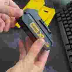 DeWalt 18V DCB181-XJ 1.5ah 1.3ah battery case