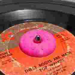 Doughnut 45 Adapter (Record Store Day)