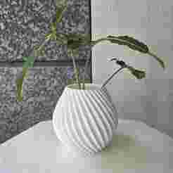 Swirl vase design