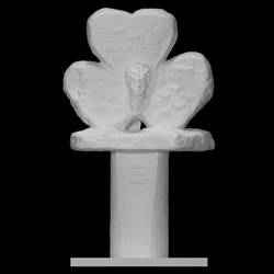 Clover statue of Thomas Moore