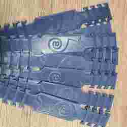gancio regola mascherina covid 19 tendi mascherina chirurgica - mask holder - Chiocciola Service