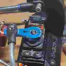 Vertical Servo Mount for AR60 Axles - Sporty Version